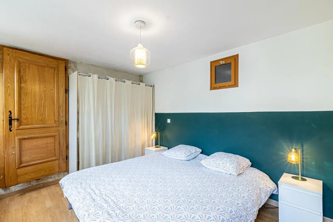 אוש Superbe Appartement, Situe Au Coeur De La Ville.